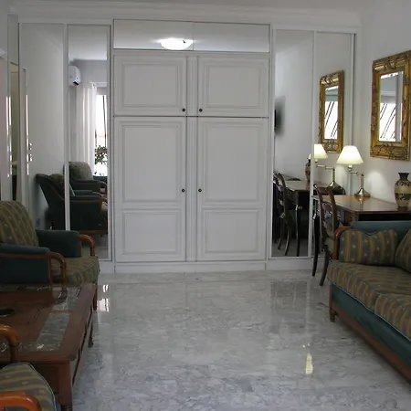 Apartament Studio Albert 1er *